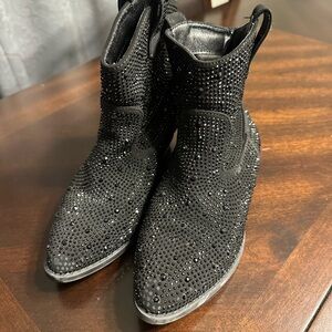 Black girls boots Size 12 (youth)